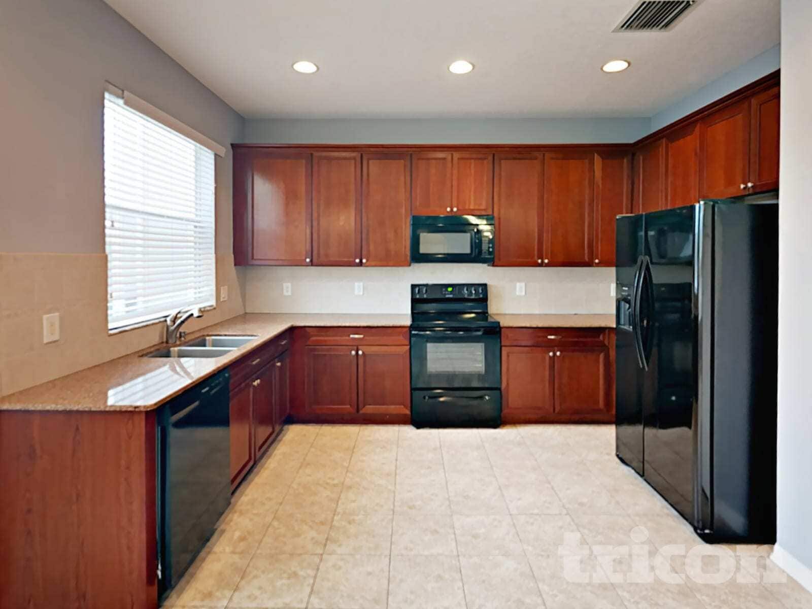 Building Photo - 9540 Baton Rouge Ln