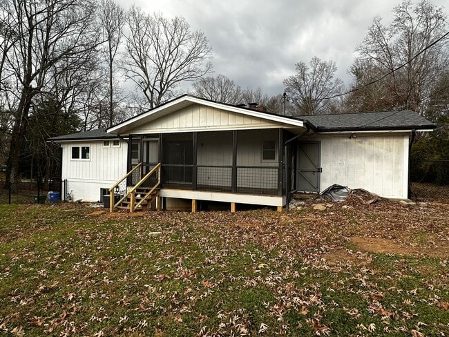 Building Photo - Fletcher Rental! Newly Renovated