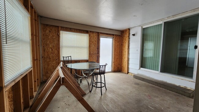 Building Photo - 2421 Adler Cir