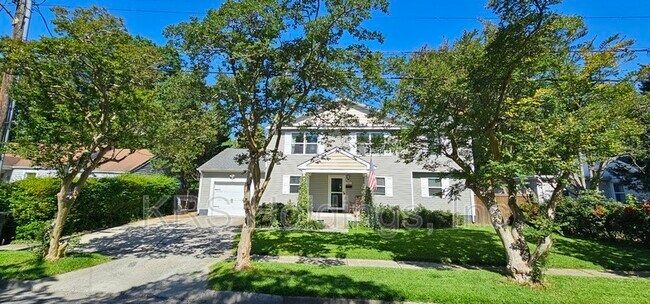 Building Photo - 7721 Cortlandt Pl