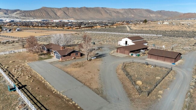 Building Photo - Country Living Single Story Home in Spanish Springs
