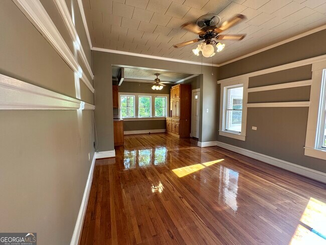 Building Photo - 986 GA-120