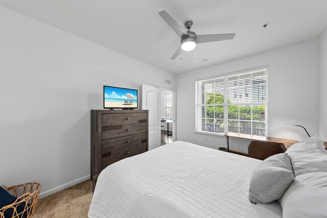 Building Photo - 4800 Seascape Way