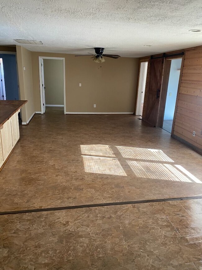 Building Photo - 72014 S 320 Ave