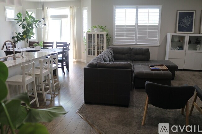 Building Photo - 10814 Harvest Pointe Dr