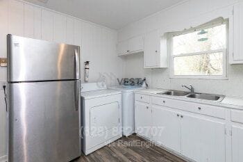Building Photo - 130 Reems Creek Rd