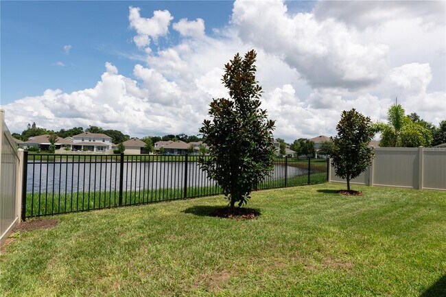 Building Photo - 16619 Mooner Plank Cir