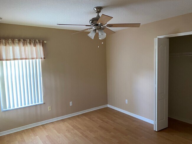 Building Photo - 12934 Colonnade Cir