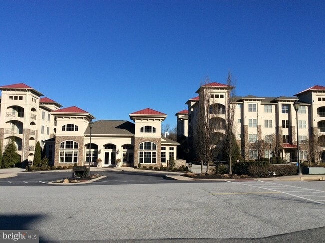 Building Photo - 213 Cornerstone Dr