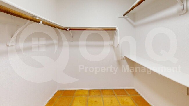 Building Photo - 461 S Magnolia Ave