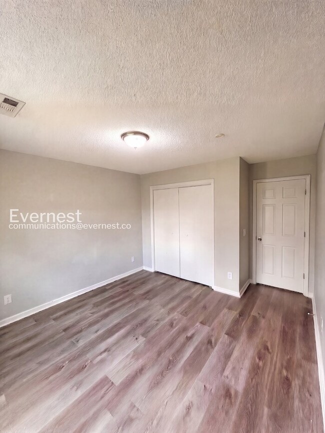 Building Photo - 1356 Mistletoe Ridge Pl NW