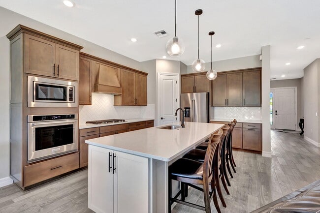 Building Photo - 10901 Stellar Cir