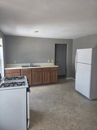 Building Photo - 306 Greenwood
