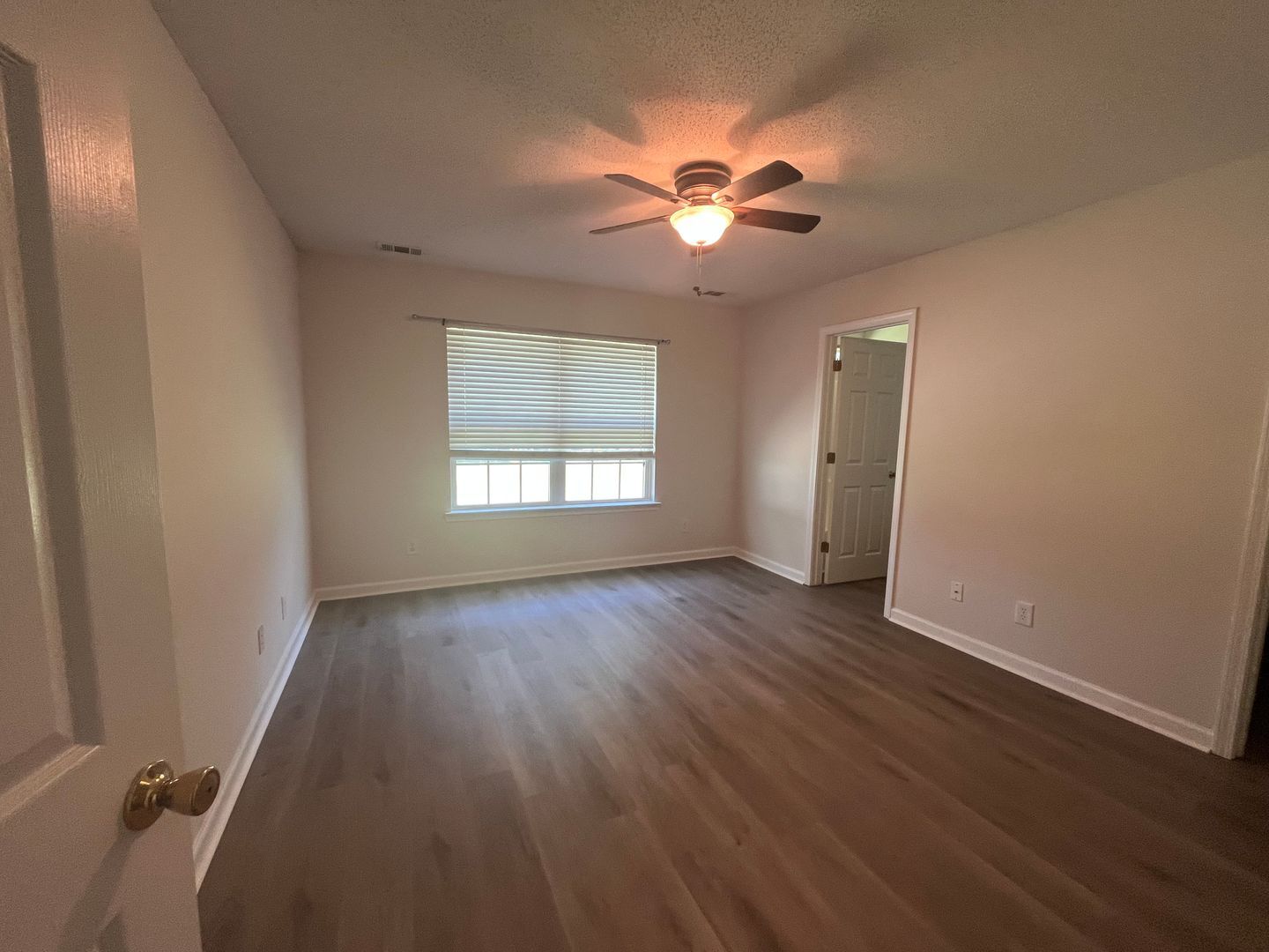 Building Photo - 128 Arbor Village Dr