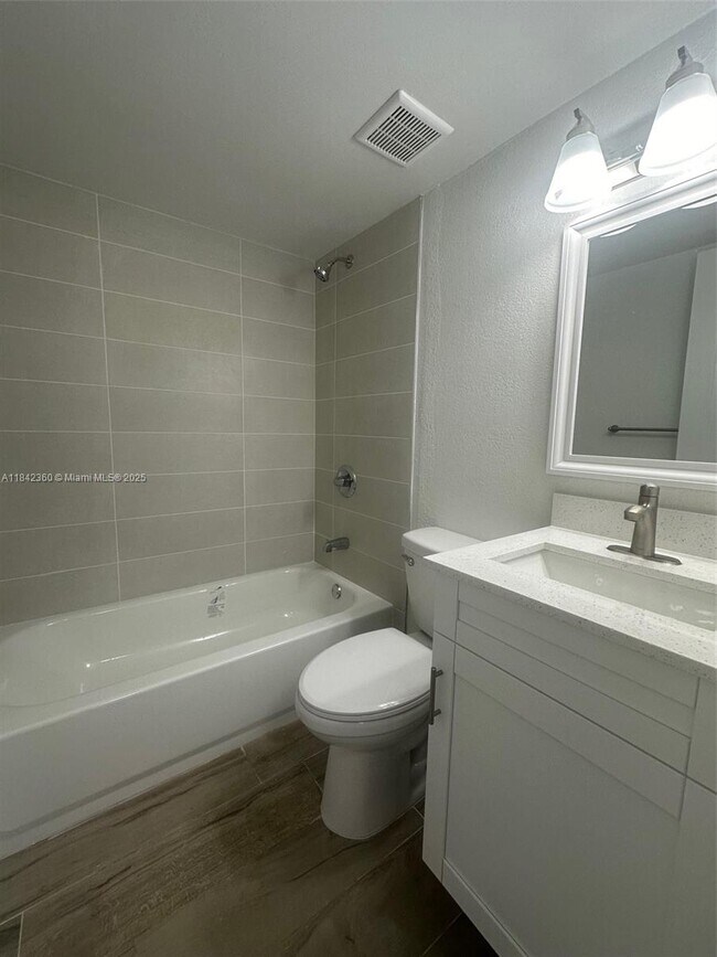 Building Photo - 15689 SW 73rd Cir Terrace