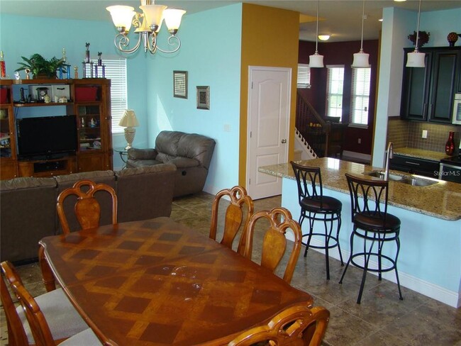 Building Photo - 11428 Quiet Forest Dr