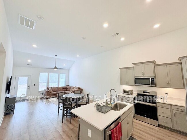 Building Photo - 315 Grange Vly Ln