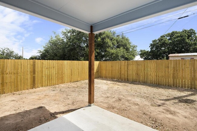 Building Photo - 3340 Cactus