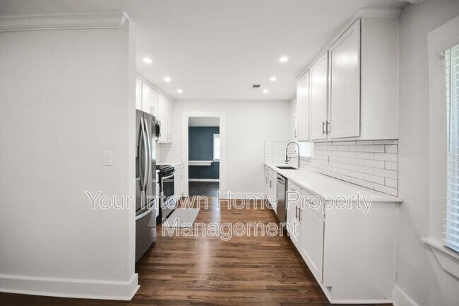 Building Photo - 959 Dill Ave SW