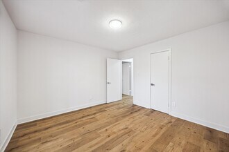 Building Photo - 5822 Yarwell Dr