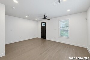 Building Photo - 311 E Evergreen St