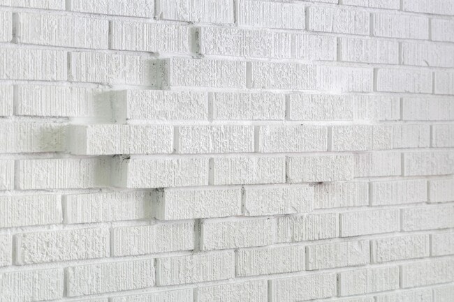 Building Photo - 7742 Holiday Hills Cir