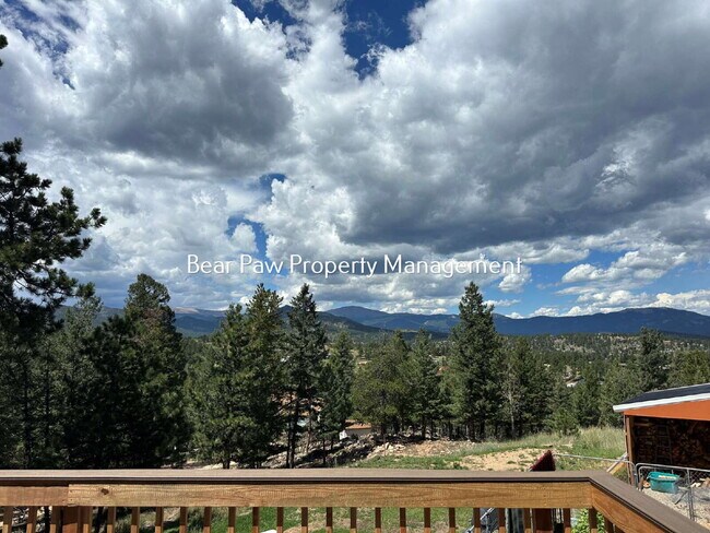 Building Photo - "Charming 3-Bedroom with 2 Full Baths in Scenic Bailey!"