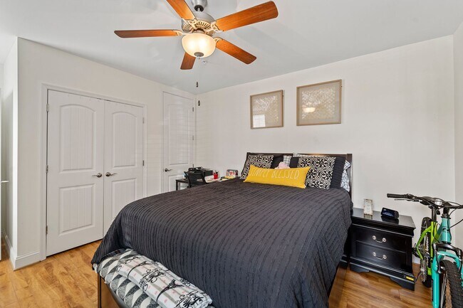 Building Photo - The Fountain Square Apartments