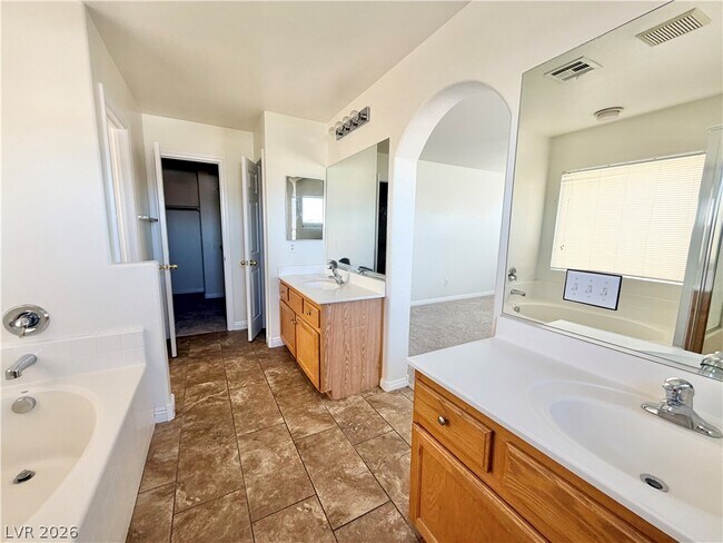 Building Photo - 4556 Hearts Desire Ave