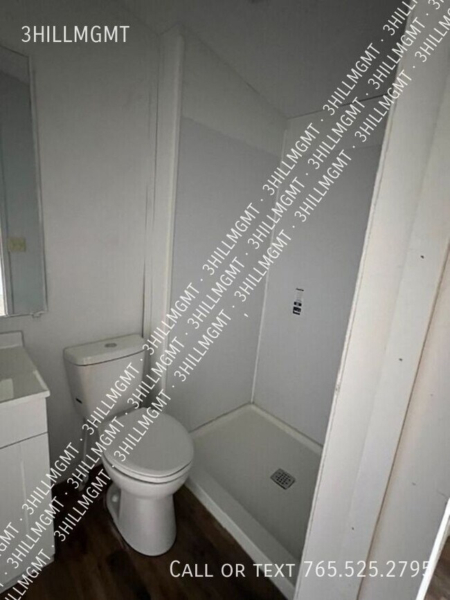 Building Photo - 335 Valley Brook Cir