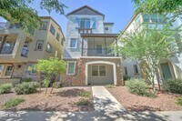 Building Photo - 1717 E Dogwood Ln