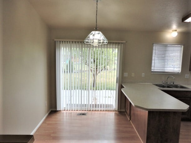 Building Photo - 859 W 2005 N