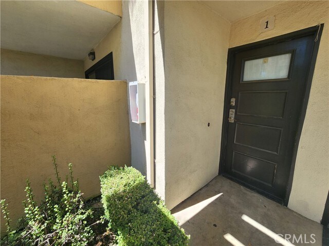Building Photo - 13115 Le Parc Blvd