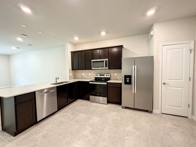 Building Photo - 4621 Sparkling Shell Ave