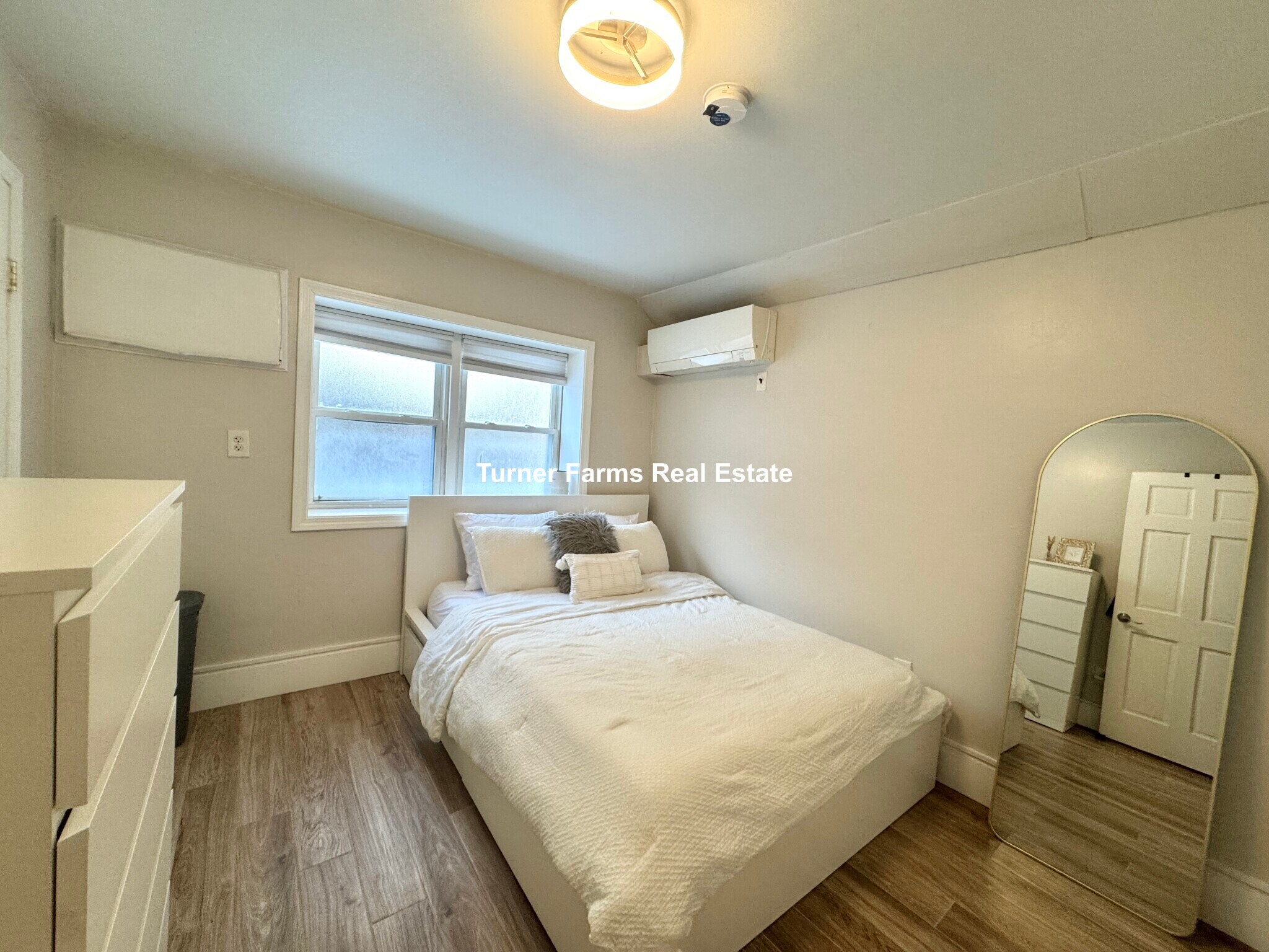 Building Photo - 91 Hudson St