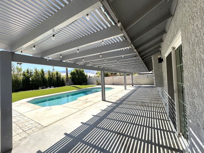 Building Photo - AVAILABLE NOW! GORGEOUS 3 Bedroom 2 Bathroom Cathedral City POOL HOME WITH SOLAR!