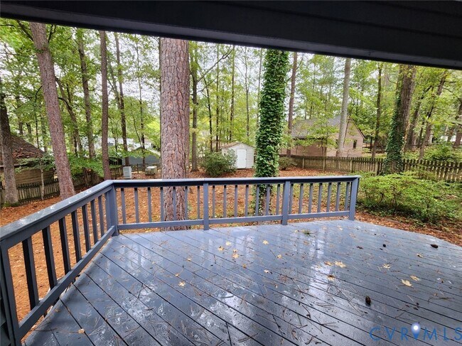 Building Photo - 10110 Hearthrock Ct