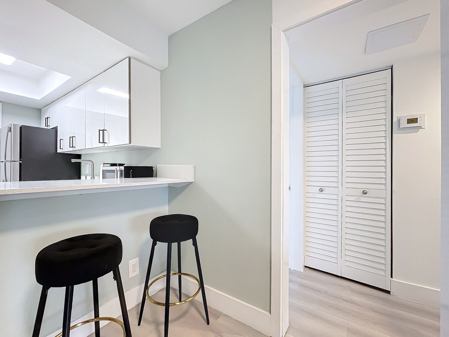 Building Photo - 1401 SE 15th St