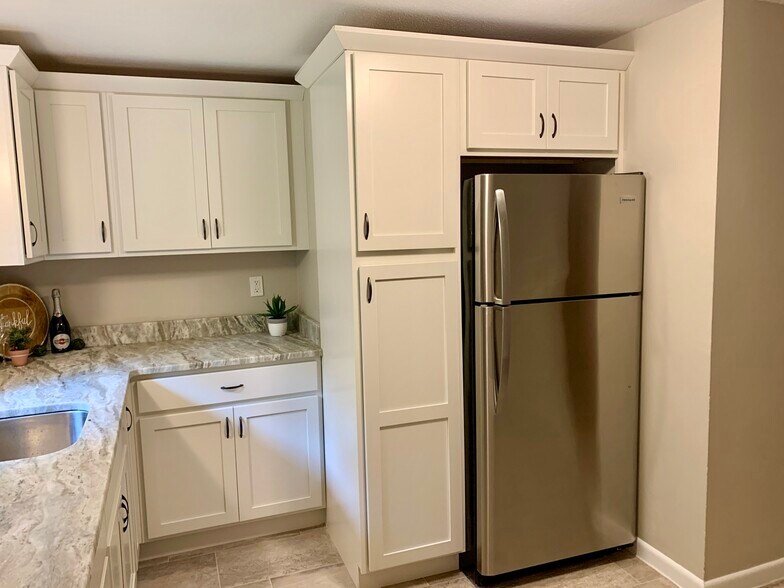 Building Photo - 62 Cisar Rd