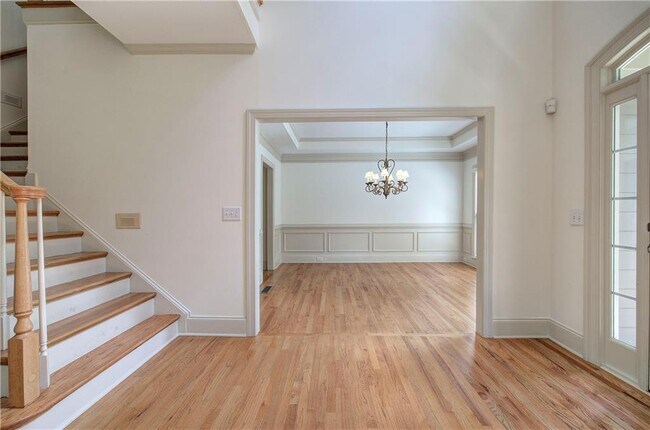 Building Photo - 2320 Starr Lake Dr NW