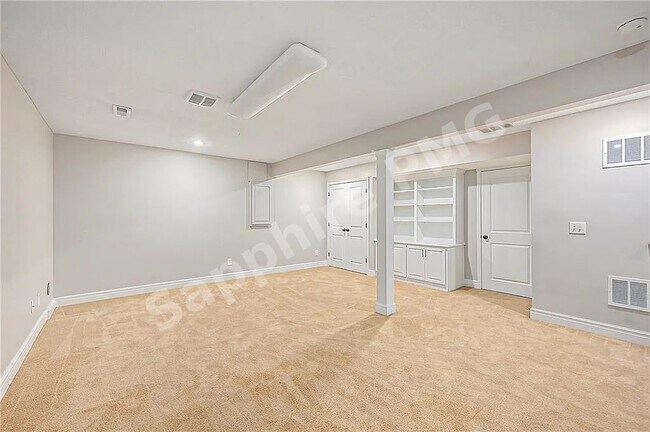 Building Photo - 8707 N Wheaton Ct