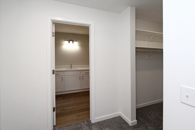 Building Photo - 1515 F St