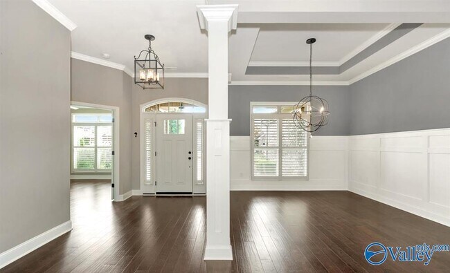 Building Photo - 138 Legacy Cove Dr SW