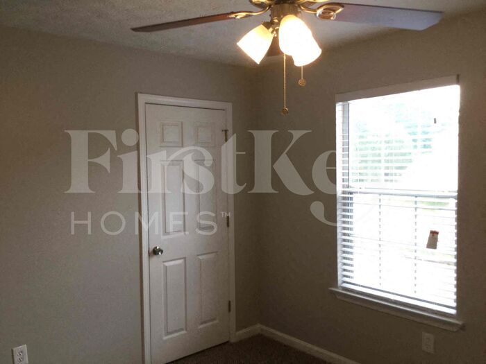 Building Photo - 1353 To Lani Farm Rd