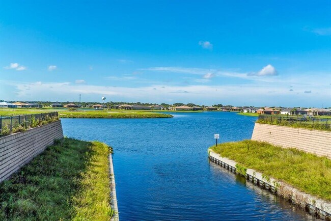 Building Photo - 917 Tidewater Shores Loop