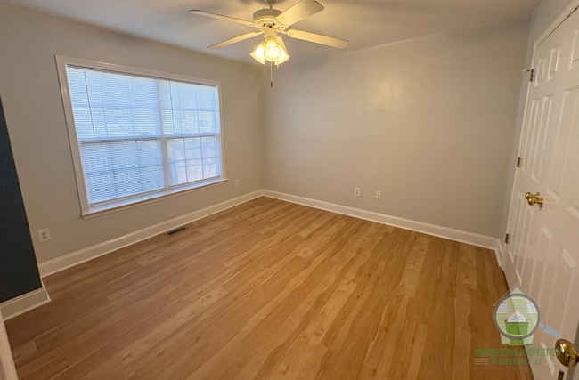 Building Photo - 199 Woodlark St