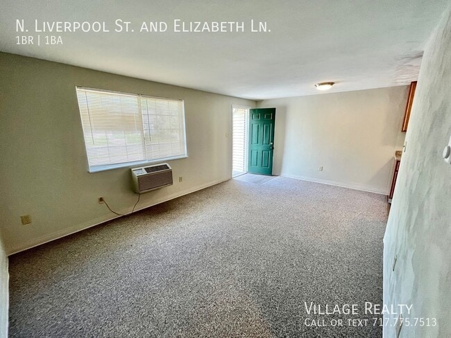 Building Photo - 35 N Liverpool St