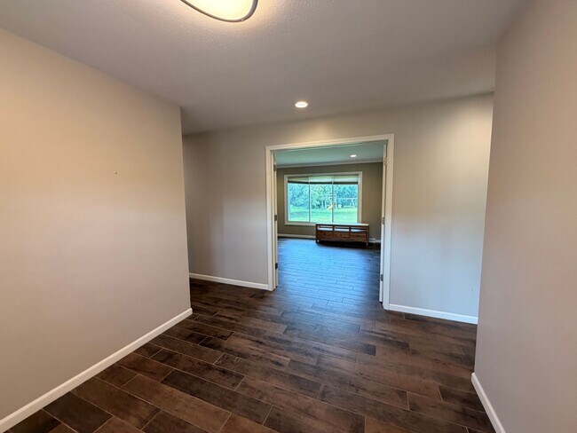 Building Photo - Forest Hill Schools - executive home