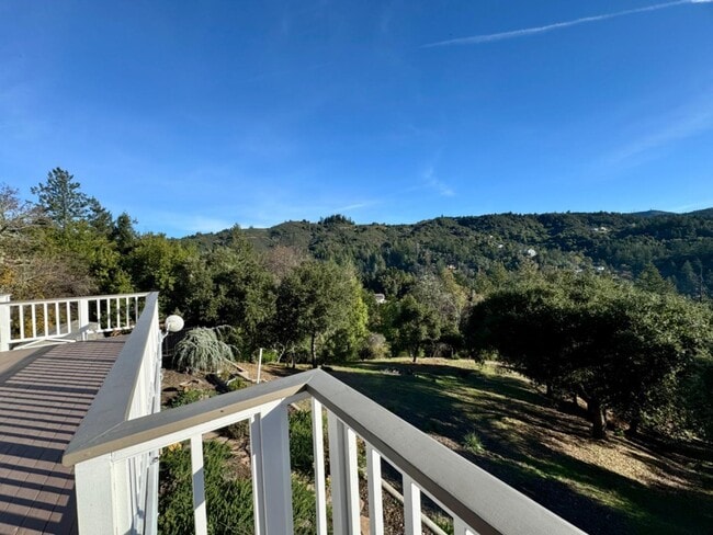 Building Photo - 25400 Radonich Rd