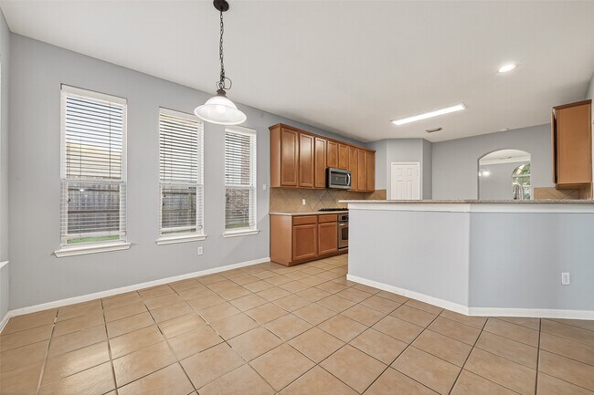 Building Photo - 2810 Shadow Canyon Ln